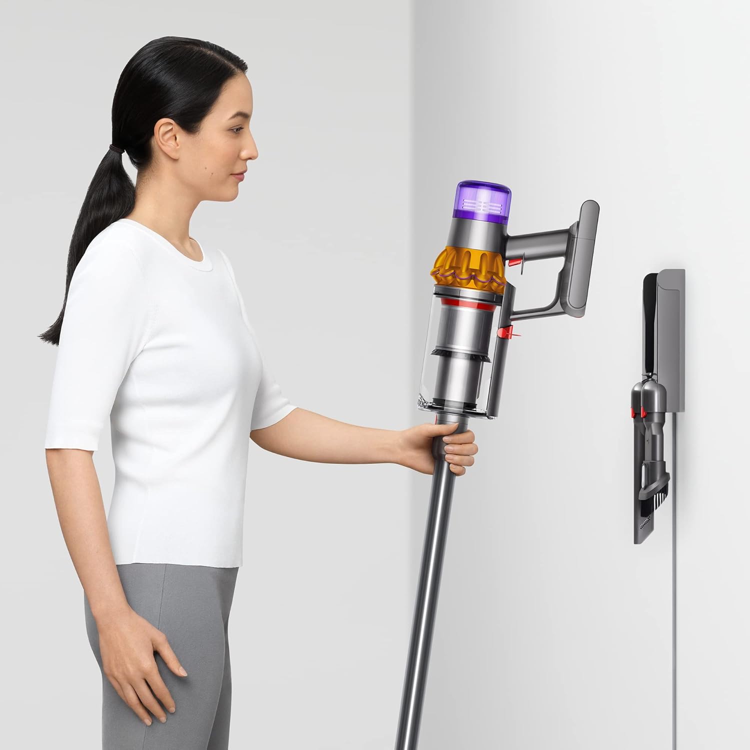 Dyson V15